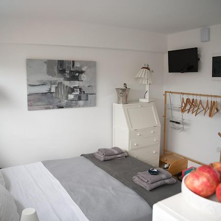 Central Aesthetic Studio With Panoramic Views Patras Bagian luar foto