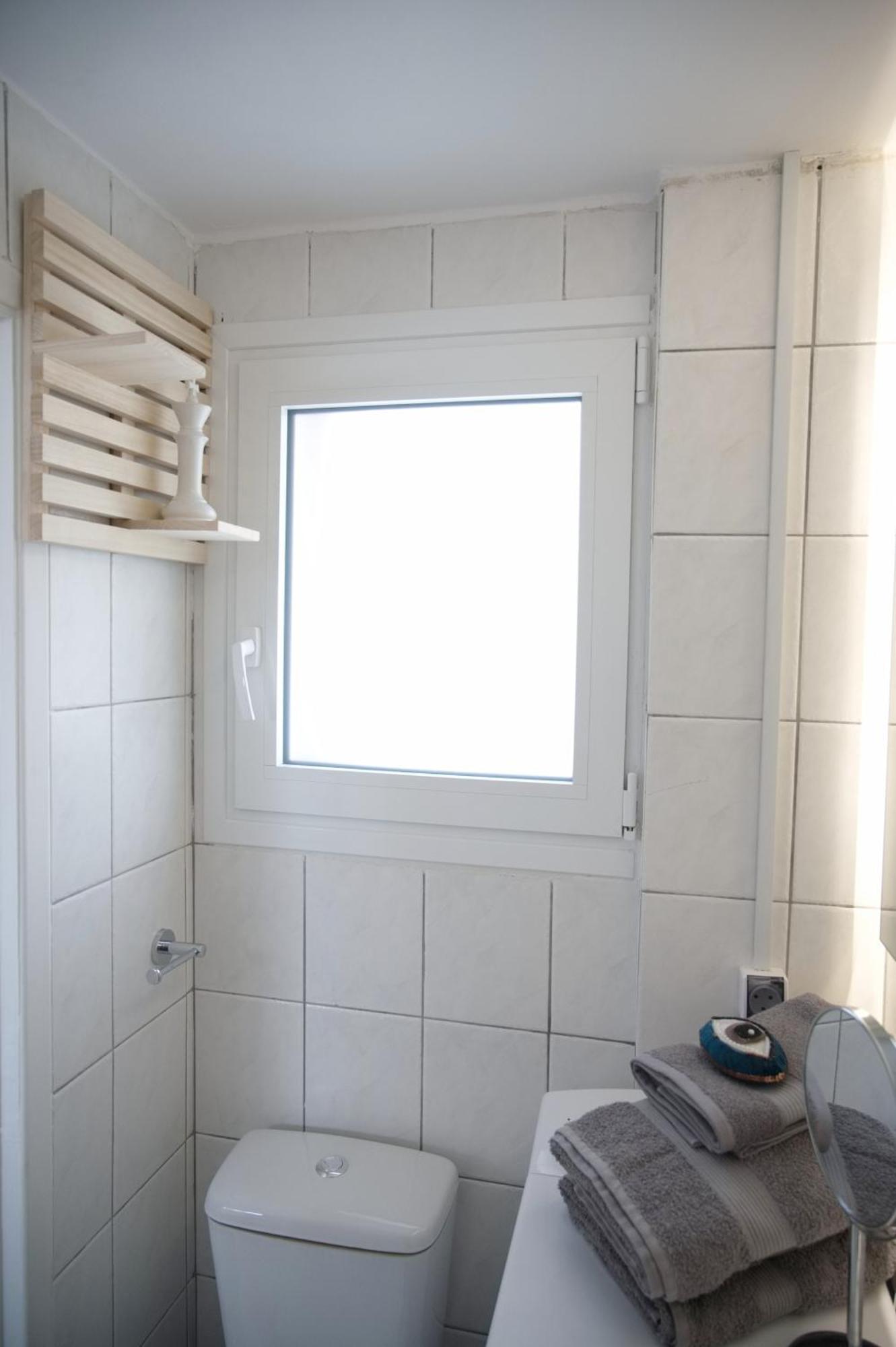 Central Aesthetic Studio With Panoramic Views Patras Bagian luar foto